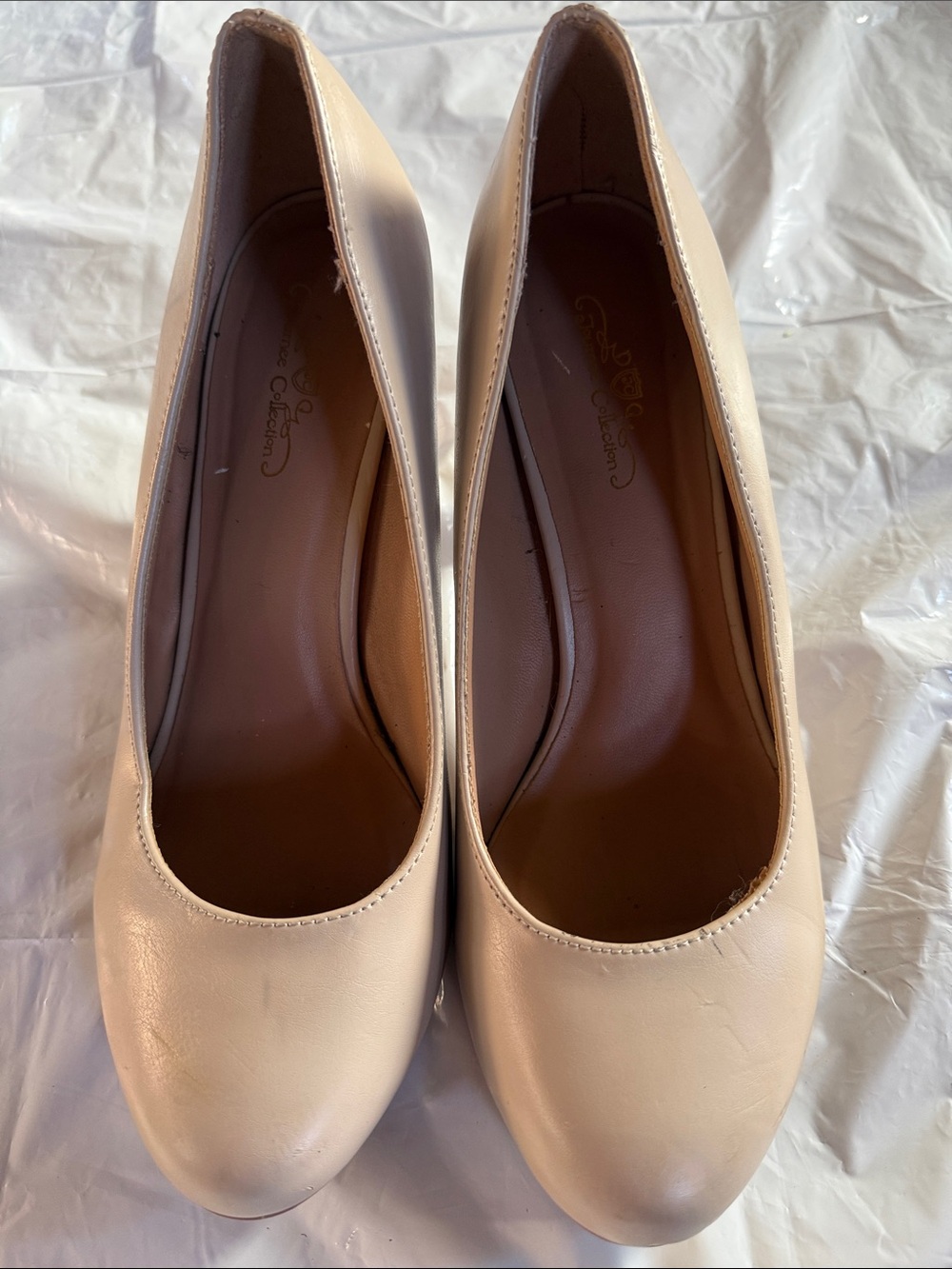 Fergie Nude/Cream Round-Toe Pumps